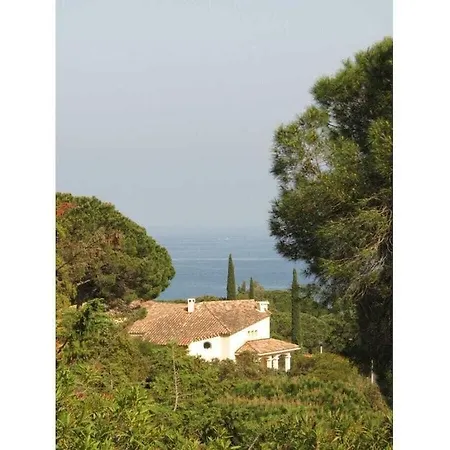 In Sainte Maxime With Swimming Pool *