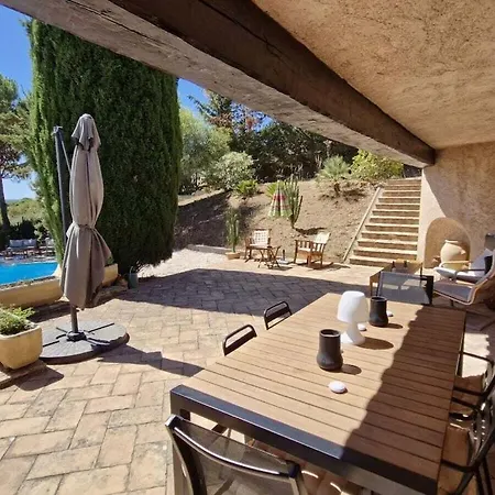 In Sainte Maxime With Swimming Pool Vila