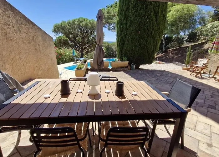 In Sainte Maxime With Swimming Pool Sainte-Maxime