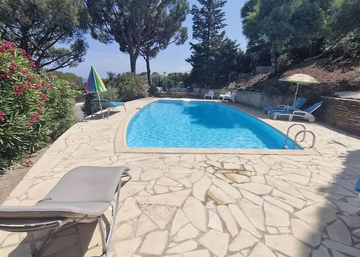 In Maxime With Swimming Pool Villa