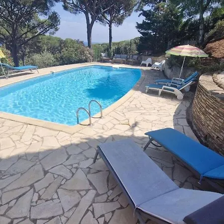 Vila In Maxime With Swimming Pool Sainte-Maxime