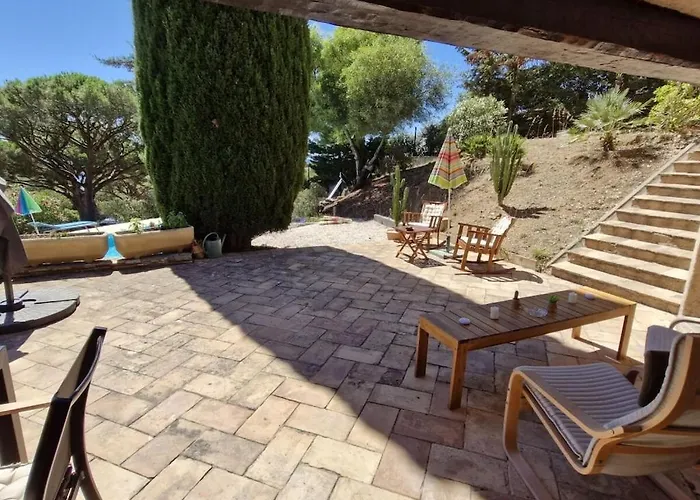 In Sainte Maxime With Swimming Pool Sainte-Maxime