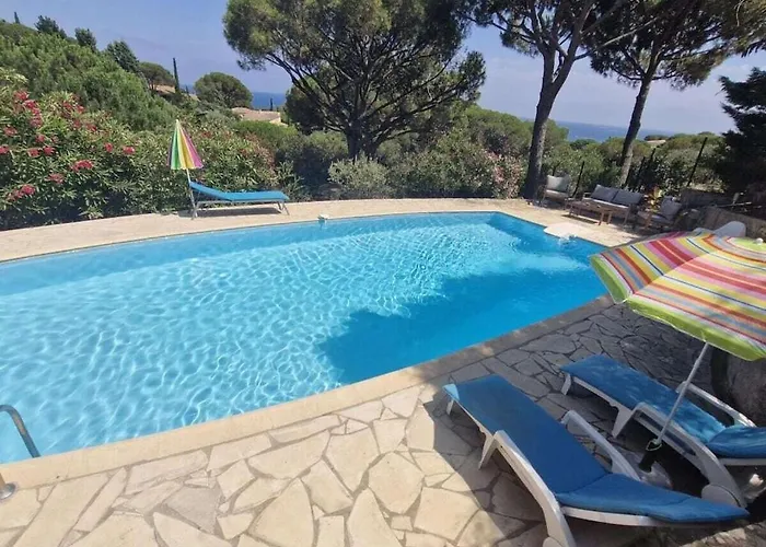 In Sainte Maxime With Swimming Pool Villa *